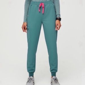 Figs Hydrogreen Zamora with Pink Tie - Limited Edition Color